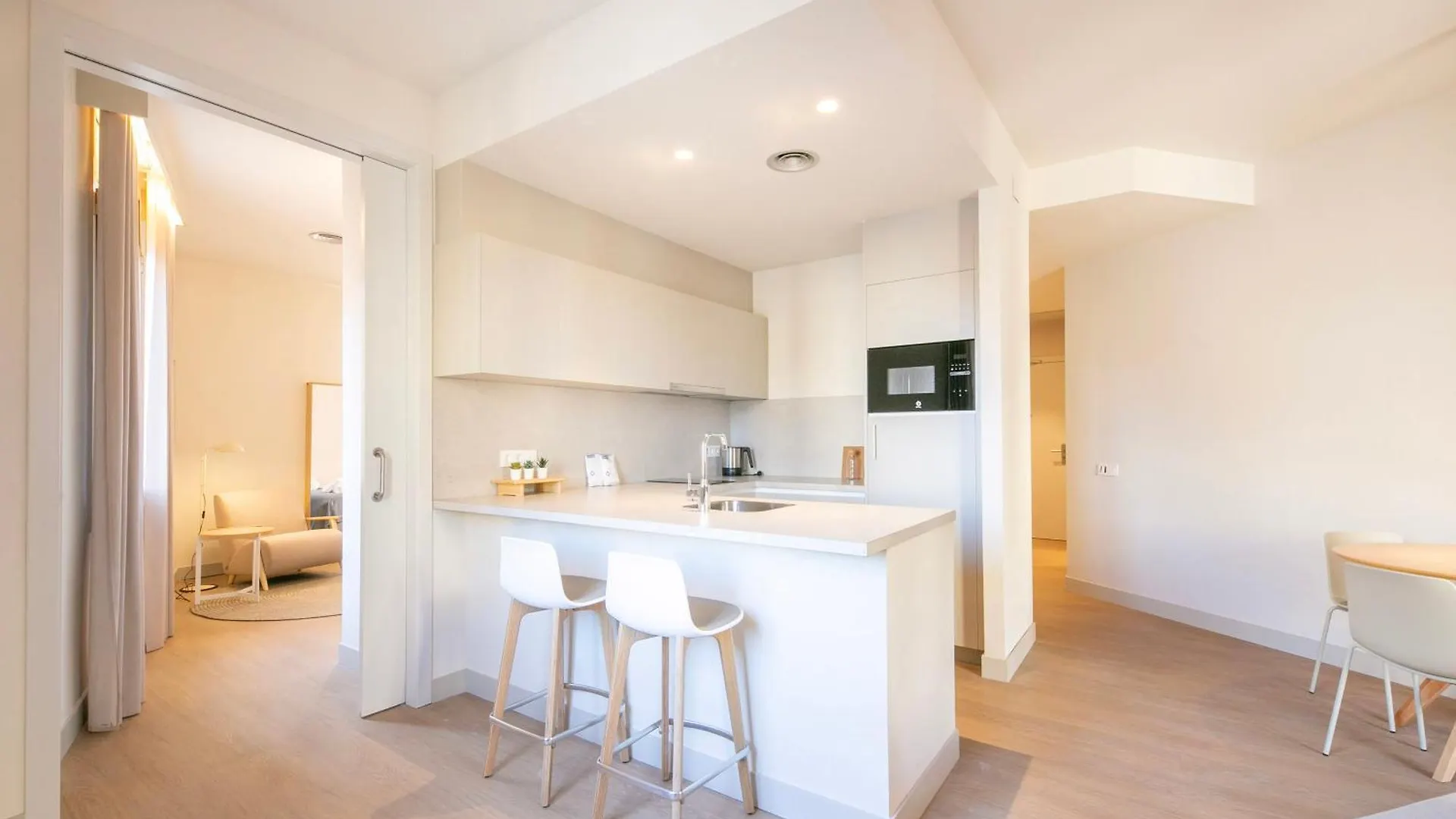 Fisa Rentals Ramblas Apartments Barcelona Spanje